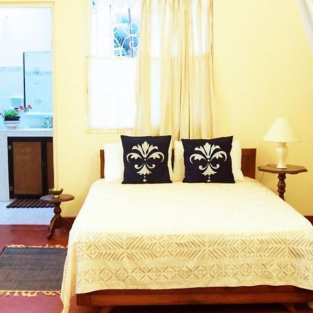 Charming Homestay By The Beach 拉维尼亚山 外观 照片